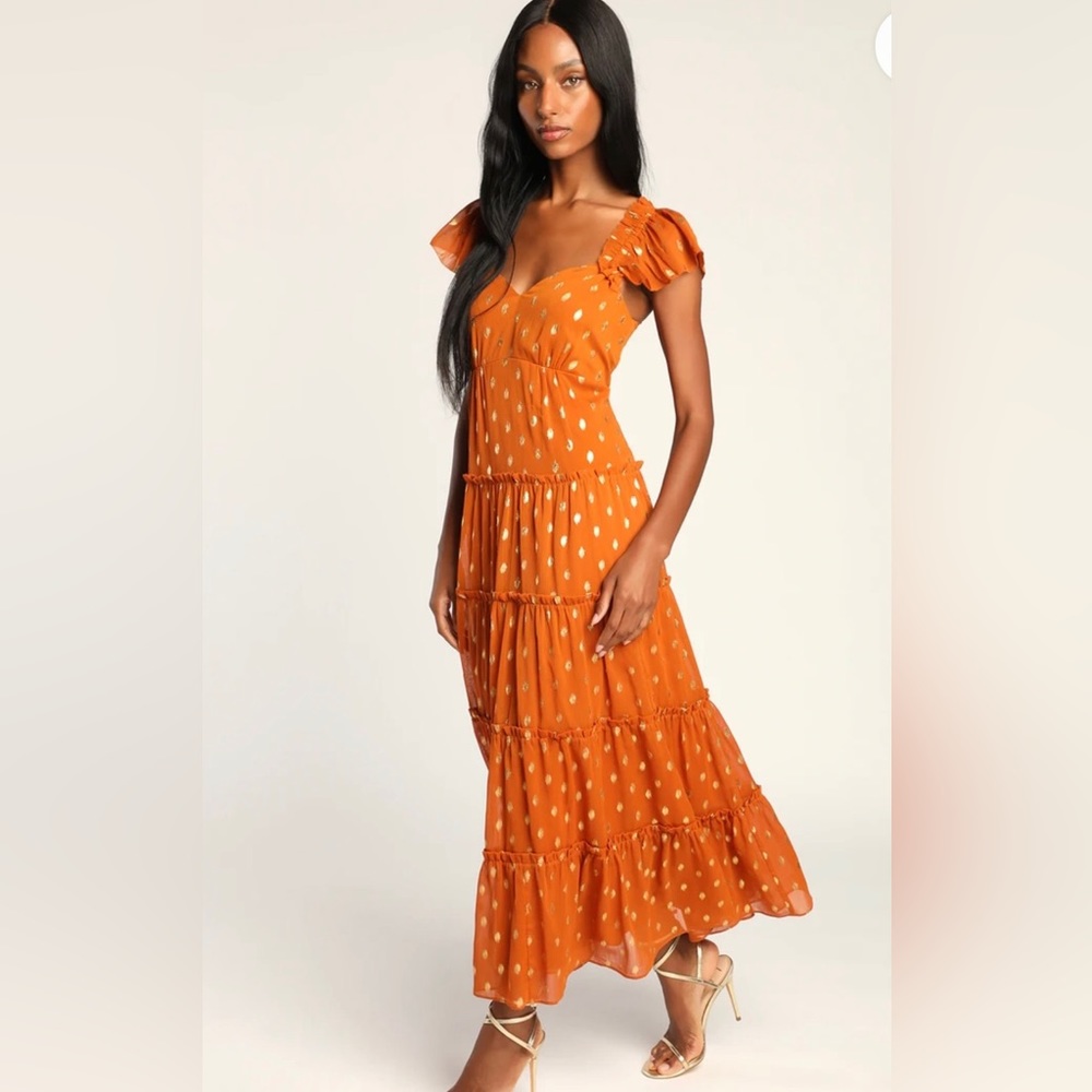 Never been worn XL burnt orange tiered dress! Very comfortable.